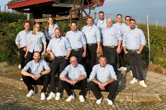 Gruppen-Foto Zeitung